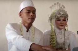 Sehari Menikah Perempuan Ini Dicerai Suaminya, Gara-Gara Masih Punya Pacar dan Sempat Menghilang