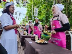 Peringati Hari Bhakti Adhyaksa Kejaksaan RI ke-63, Kejari Purwakarta Gelar Lomba Masak Nasi Goreng