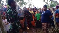 Sertu Petrus Lalo Ternyata Pernah Bakar Peralatan Bandar Judi Dadu di Sumba Barat Daya