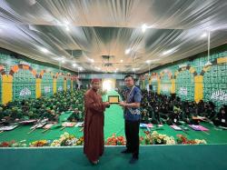 Bupati Freddy Thie Diundang Ustadz Fadlan Ke Pondok Pesantren Nuu Waar Bekasi