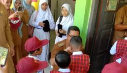 Pj Bupati dan Kepala SKPK Sambut Siswa Baru di Hari Pertama Masuk Sekolah