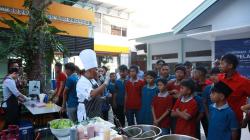 Archipelago Internasional Salurkan CSR dengan Kelas Memasak untuk Anak-anak