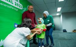 Ribuan Anak Mitra Pengemudi Rayakan HAN dengan Sepatu Desain Khusus dari Grab