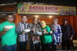 Dukung Pelaku UMKM, Gus Fawait Hadiri Launching Bakso Bucin Wiyungan