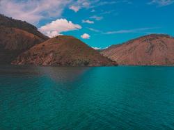 Pemandangan Danau Toba yang Mengagumkan dari Puncak Sibea Bea