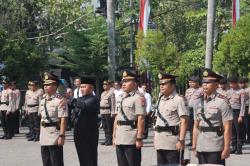 Polres Nganjuk Gelar Upacara Serah Terima Jabatan, Kapolres: Buat Inovasi Baru Tingkatkan Kinerja