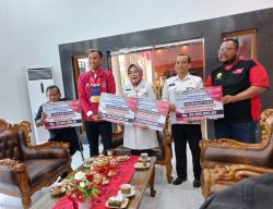 Bertemu Bupati Grobogan, Atlet ASEAN Para Games Peraih Medali Terima Tali Asih