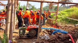 Pencarian 8 Penambang Emas di Banyumas, SAR Gabungan Tunda Turunkan Alat Berat, Fokus Pengeringan