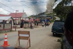 Kantor Pemerintahan dan 8 Rumah Warga di Dogiyai Ludes Terbakar