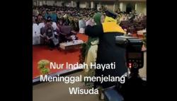 Mengharukan! Ibu di Riau Gantikan Wisuda Anaknya yang Meninggal