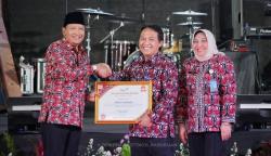 Kasih Bersanding Mesra Dapat Penghargaan dari BKKBN, Ini Kata Gus Irsyad