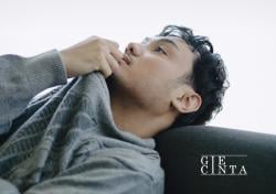 Gie Cinta Rilis Single Merajut Luka, Liriknya Menyentuh Hati Banget Lho!