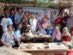 Tina Wiryawati Ajak Warga Studi Banding ke TPS3R di Kuningan