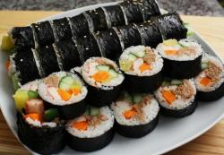 Yuk Simak Resep Kimbap Sederhana Ala Korea, Dijamin Enak dan Praktis lho !