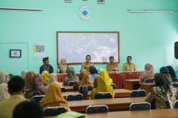 Sidak Sekolah Favorit, Bima Arya Mewanti Jika Ada Pungli Lapor Lewat Aplikasi Pengaduan Si Badra