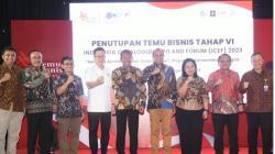Temu Bisnis Tahap VI, Wamenkumham: Belanja Produk Dalam Negeri Harus  Digelorakan 