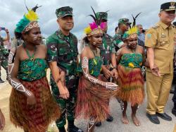 Tingkatkan Sinergitas Bersama Forkopimda, Koarmada III Siap Bergandengan Tangan Bangun Provinsi PBD