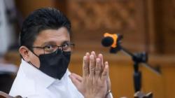 Ferdy Sambo Bebas dari Hukuman Mati, Vonis Sang Istri Putri Candrawathi Jadi 10 Tahun