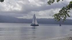 Perahu Layar Darwin-Ambon Sudah Mulai Berlabuh di Pantai Amahusu