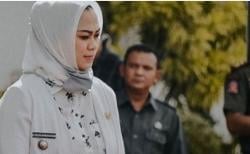 Saat Bupati Cantik ini Mundur dari Jabatannya