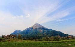 Mengenal Dekat Gunung Penanggungan, Tanah Suci Era Kerajaan Majahapit