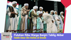 Puluhan Ribu Warga Banjiri Tablig Akbar Habib Umar Bin Hafidz di Gresik