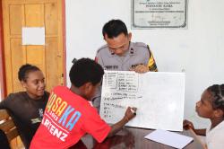 Program Si Ipar Beri Layanan Pendidikan Bagi Anak Putus Sekolah di Wamena