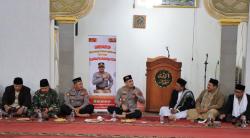 Kapolres Tasikmalaya Kota Gelar Shalat Subuh Berjamaah Keliling Sambil Sosialisasi Bebeja Ka Polres