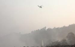 Masih Berjibaku Padamkan TPA Sarimukti, Operasi Water Boombing Jatuhkan 216 Ribu Liter Air