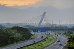 Jalan Tol Solo-Ngawi Permudah Akses ke Kawasan Industri di Jateng dan Jatim