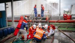 Pertamina Gelar Simulasi Penanggulangan Kebakaran di Fuel Terminal Samarinda