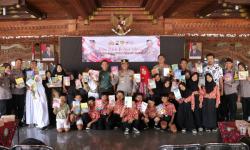 Dongkrak Budaya Literasi, Polres Sukoharjo Bagikan 1150 Buku Bagi Siswa Sekolah