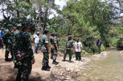 Danrem 172/PWY Tinjau Kegiatan Program Nasional Bakti Papua