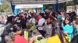 Gerakan Pangan Murah Depan Kantor Bupati Sumba Timur Disambut Antusias Warga