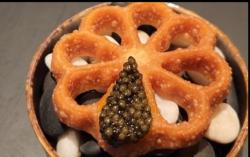 Viral, Chef Australia Bikin Kue Mirip Kembang Goyang Khas Indonesia