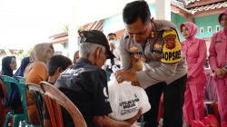 Polres Banjar Gelar Bakti Kesehatan dan Sosial untuk Warga Kurang Mampu, AKBP Bayu: Kepedulian Polri