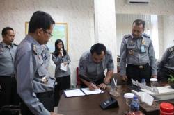 Efisiensi Pengelolaan, Kemenkumham Jateng Musnahkan Arsip Fisik Substantif Fidusia Sejumlah 341.043