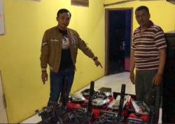 POLISI UNGKAP KOMPLOTAN PENCURIAN 13 MESIN MOTOR TEMPEL