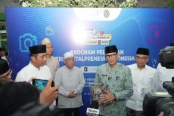 Kunjungi Pesantren di Rembang, Sandiaga Uno Beri Motivasi Santri Untuk Mulai Berwirausaha