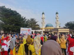 Peringati Haornas, Ribuan Warga Malingping Lebak Antusias Senam Massal