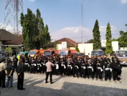 Dilanda Kekeringan Berkepanjangan, PSHT Cabang Boyolali Pusat madiun Bantu Air Bersih