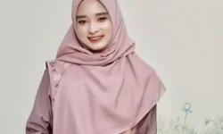 Inara Rusli Dianggap Cuma Pencitraan, Sopan Kepada Ibunda Virgoun