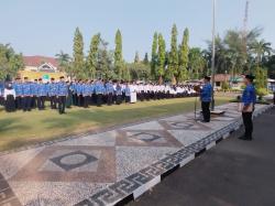 Hari Kesadaran Nasional: Pemkot Cilegon Bagi-Bagi Penghargaan pada PNS