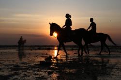 Menikmati Senja di Gili Trawangan Lombok