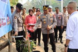 Kapolres Lebak Resmikan Bantuan Sumur Bor dan Pompa Air Polres Lebak di Desa Tanjung Sari