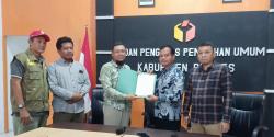 Direktur RS Plat Merah Brebes Diduga Hadiri Acara Partai, Relawan Anies Geruduk Bawaslu