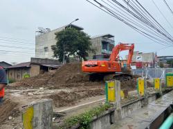 Atasi Penyempitan Arus Lalu Lintas, Bobby Nasution Lebarkan Jembatan HM Yamin dan Abdullah Lubis