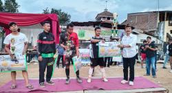 Bacaleg Perindo Serahkan Trophy Juara Sepakbola Liga Silaturahmi di Limbangan Garut