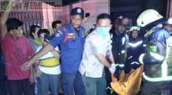 Seorang Laki-laki Meninggal Dunia Saat Ruko Berlantai 4 di Medan Terbakar