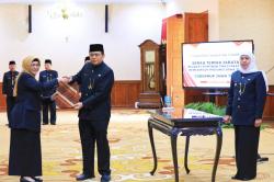 Lantik 5 Pejabat Eselon II, Gubernur Khofifah Minta Segera Tancap Gas 